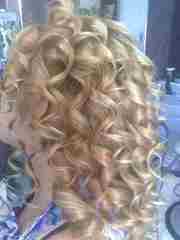 Биозавивка волос. Выезд мастера по Киеву.